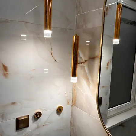 Goldowy Apartament Konin Конін Екстер'єр фото