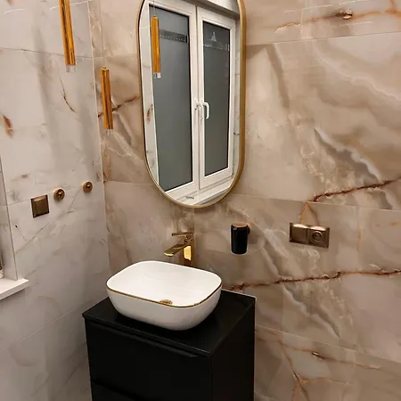 Goldowy Apartament Konin Конін Екстер'єр фото